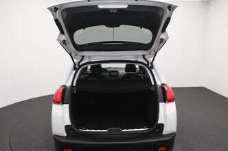 Peugeot 2008, 1.6, 88 kW, petrol, manual, front-wheel drive