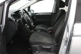 Volkswagen Touran, 2.0, 85 kW, diesel, automatic, front-wheel drive