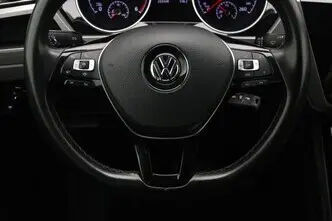 Volkswagen Touran, 2.0, 85 kW, diesel, automatic, front-wheel drive