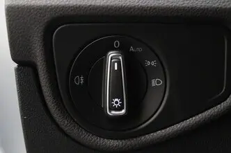 Volkswagen Touran, 2.0, 85 kW, diesel, automatic, front-wheel drive