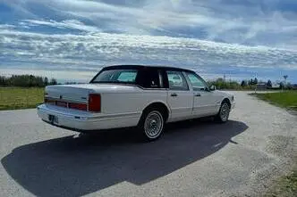 Lincoln Town Car, 4.6, 157 kW, bensiin, automaat, tagavedu