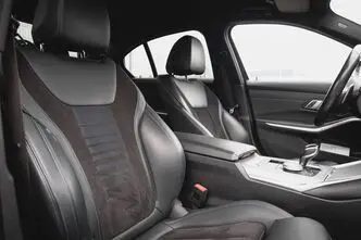 BMW 320, 2.0, 135 kW, bensiin, automaat, nelikvedu