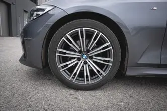 BMW 320, 2.0, 135 kW, bensiin, automaat, nelikvedu