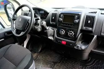 Peugeot Boxer, 2.2, 103 kW, diesel, manual, front-wheel drive
