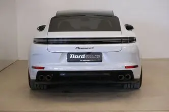 Porsche Panamera, 2.9, 224 kW, pistikhübriid, automaat, nelikvedu