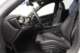 Porsche Panamera, 2.9, 224 kW, pistikhübriid, automaat, nelikvedu