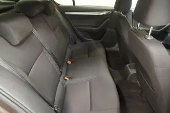 Škoda Octavia, 1.2, 63 kW, bensiin, manuaal, esivedu