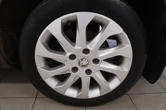 Škoda Octavia, 1.2, 63 kW, bensiin, manuaal, esivedu