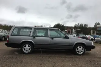 Volvo 940, 2.4, petrol, manual, rear-wheel drive