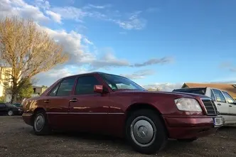 Mercedes-Benz E 200, 2.0, 100 kW, bensiin, automaat, tagavedu