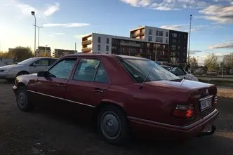 Mercedes-Benz E 200, 2.0, 100 kW, bensiin, automaat, tagavedu