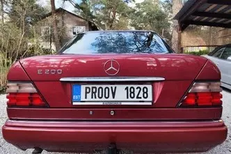 Mercedes-Benz E 200, 2.0, 100 kW, bensiin, automaat, tagavedu