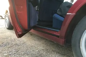 Mercedes-Benz E 200, 2.0, 100 kW, bensiin, automaat, tagavedu