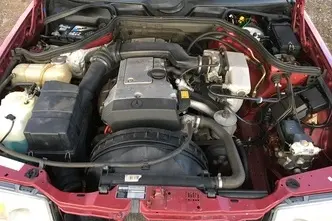 Mercedes-Benz E 200, 2.0, 100 kW, bensiin, automaat, tagavedu