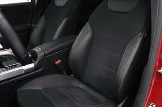 Mercedes-Benz GLB 180, 1.3, 100 kW, bensiin, automaat, esivedu