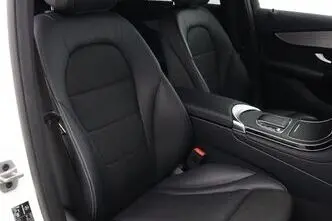 Mercedes-Benz GLC 300, 2.0, 143 kW, pistikhübriid, automaat, nelikvedu