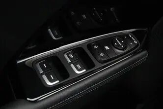 Kia Niro, 1.6, 77 kW, гибрид, автомат, передний привод