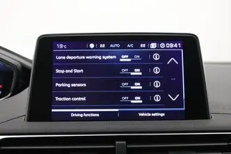 Peugeot 5008, 1.5, 96 kW, diisel, automaat, esivedu