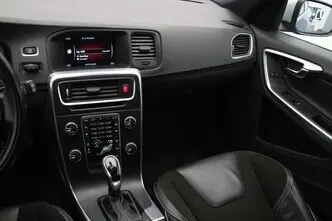 Volvo V60, 2.0, 110 kW, diisel, automaat, esivedu