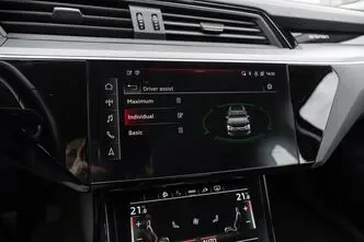 Audi e-tron, 230 kW, elekter, automaat