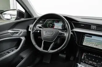 Audi e-tron, 230 kW, elekter, automaat