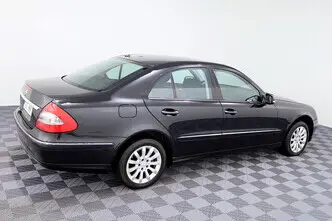 Mercedes-Benz E 200, 1.8, 135 kW, bensiin, automaat, tagavedu