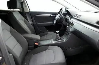 Volkswagen Passat, 1.4, 110 kW, bensiin, manuaal, esivedu