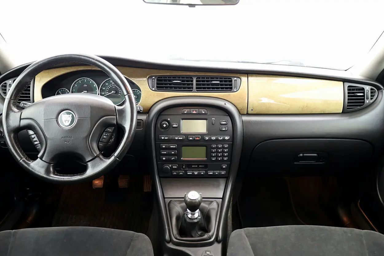 Jaguar X-Type, 2.5, 144 kW, bensiin, manuaal, nelikvedu