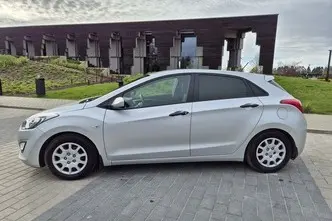 Hyundai i30, 1.4, 73 kW, bensiin, manuaal, esivedu