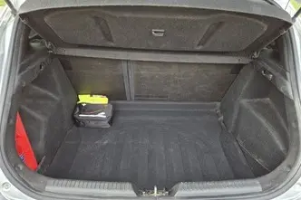 Hyundai i30, 1.4, 73 kW, bensiin, manuaal, esivedu
