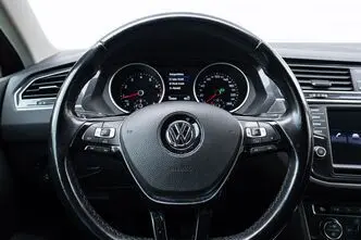 Volkswagen Tiguan, 2.0, 132 kW, bensiin, automaat, nelikvedu