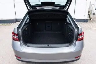 Škoda Superb, 2.0, 110 kW, diisel, automaat, esivedu