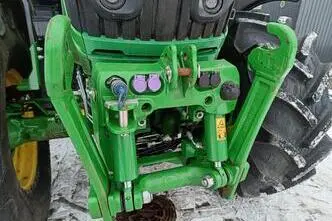 John Deere 6215R, 188 kW, diisel, automaat