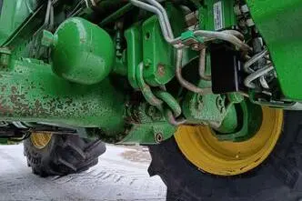 John Deere 6215R, 188 kW, diisel, automaat