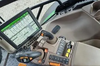 John Deere 6R 155, 114 kW, дизель, автомат