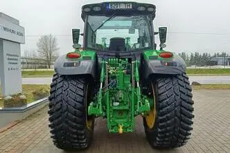 John Deere 6R 185, 6.8, 136.1 kW, дизель, автомат, полный привод