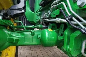 John Deere 6R 185, 6.8, 136.1 kW, дизель, автомат, полный привод