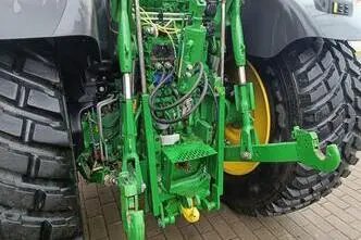 John Deere 6R 185, 6.8, 136.1 kW, дизель, автомат, полный привод