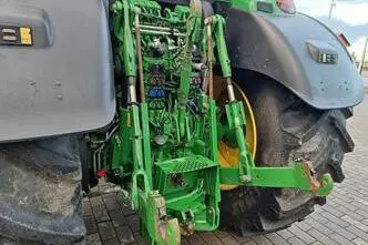 John Deere 6215R, 188 kW, дизель, автомат
