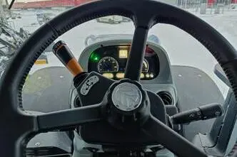New Holland T 7.315 AC, 6.7, 221 kW, дизель, автомат, полный привод
