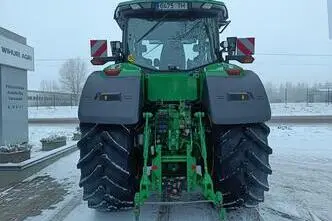 John Deere 8R 370, 272 kW, дизель, автомат