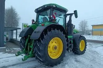 John Deere 8R 370, 272 kW, дизель, автомат