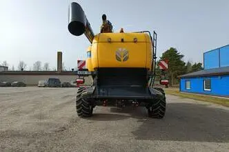 New Holland CX 8.85, 330 kW, diisel