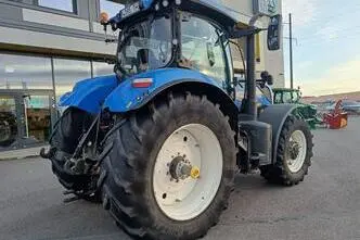 New Holland T7.270 AC, 6.7, 191 kW, дизель, автомат, полный привод
