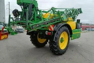 John Deere R962i
