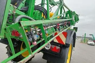John Deere R962i