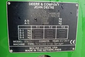 John Deere R962i