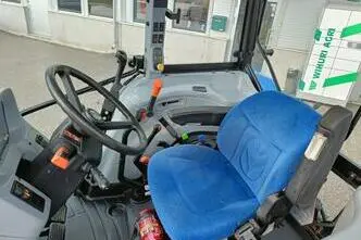 New Holland T 5050, 71 kW, diisel, manuaal