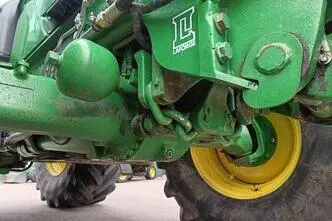 John Deere 6215R, 188 kW, diisel, automaat