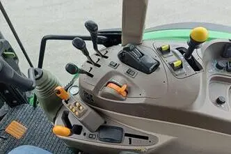 John Deere 6115 RC, 85 kW, дизель, автомат